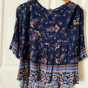 xhiliration peplum top